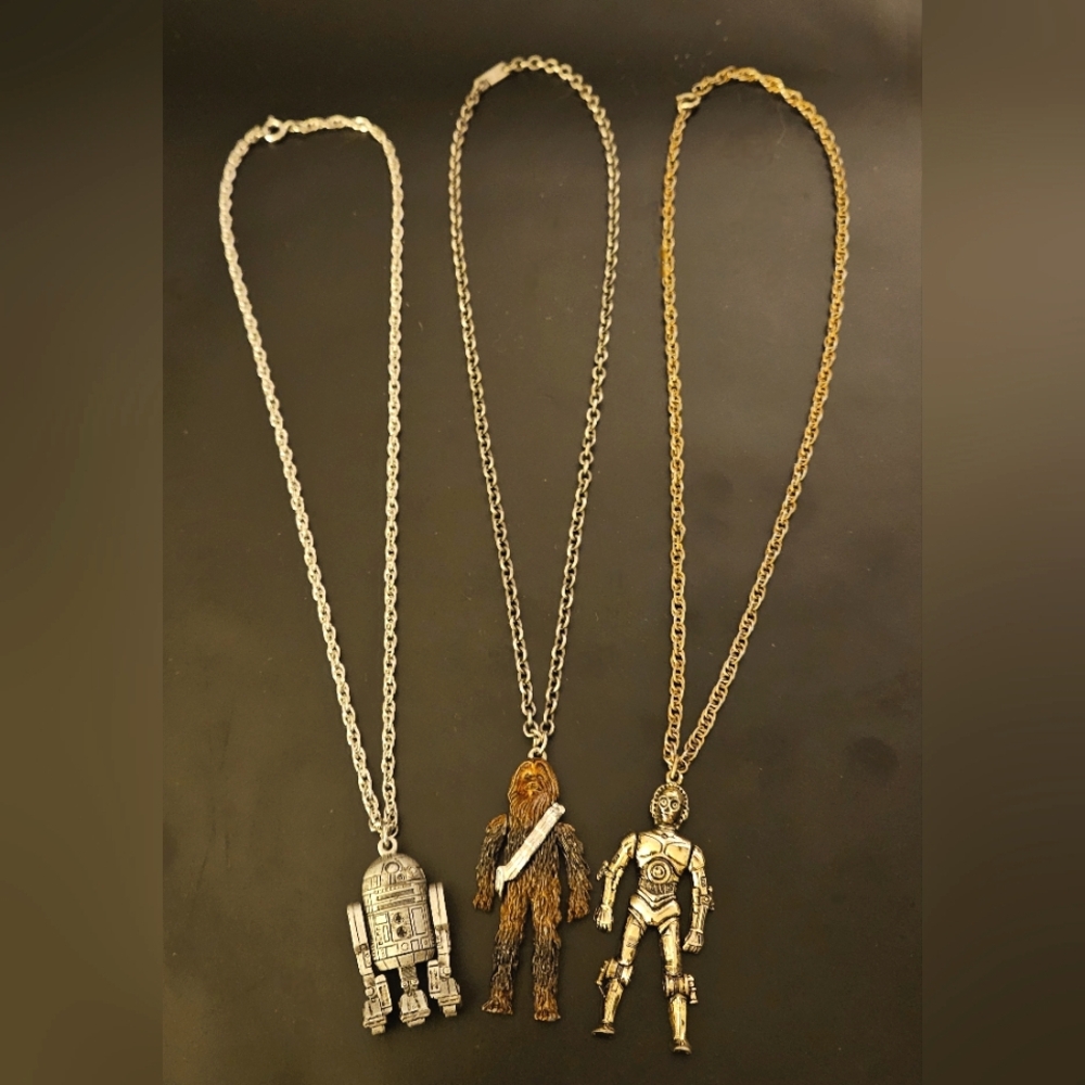 1977 Star Wars Character Necklace Set/3 - CHEWBACCA, C3P0, R2D2